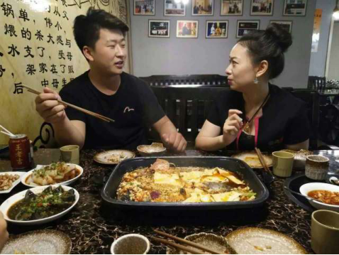 再忙也要来考察重庆特色餐饮——纸包鱼