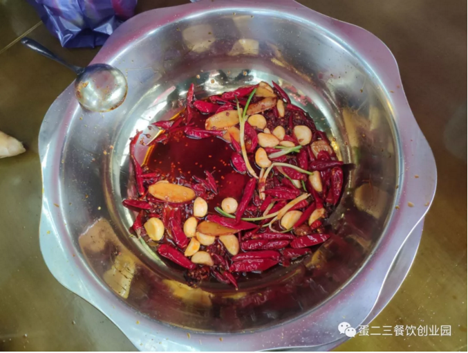 串串大奥秘,快来围观~欢迎陕西安康张总连夜到访公司洽谈子公司项目!