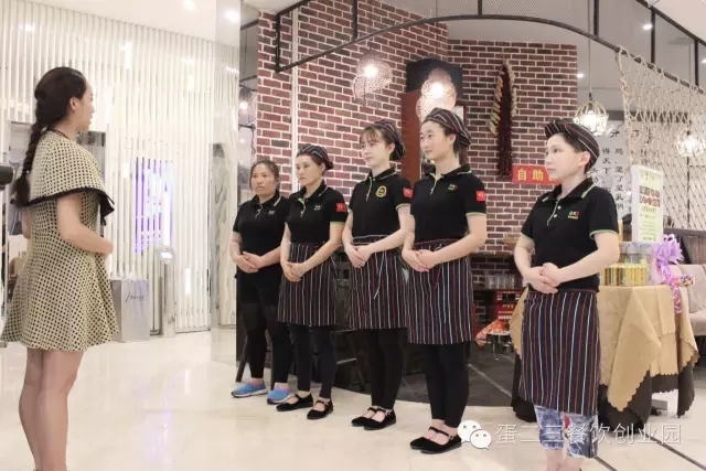 优秀餐厅都在用的餐饮“八管法”,你千万要学会!