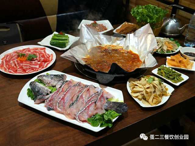劲爆 | 固始最好吃的鱼火锅来啦!试营业你还不来抢福利?!