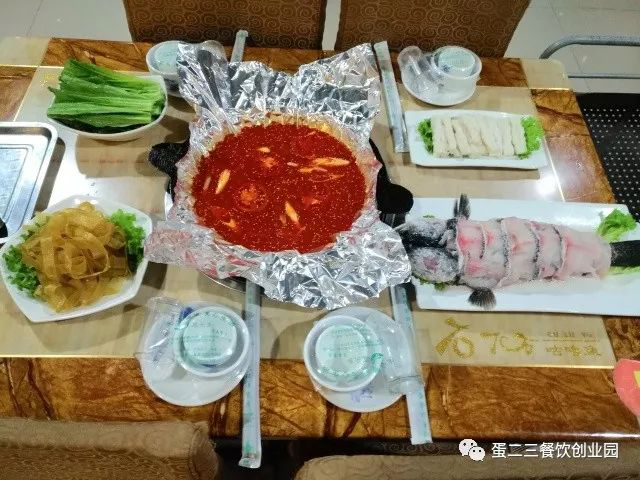 劲爆 | 固始最好吃的鱼火锅来啦!试营业你还不来抢福利?!