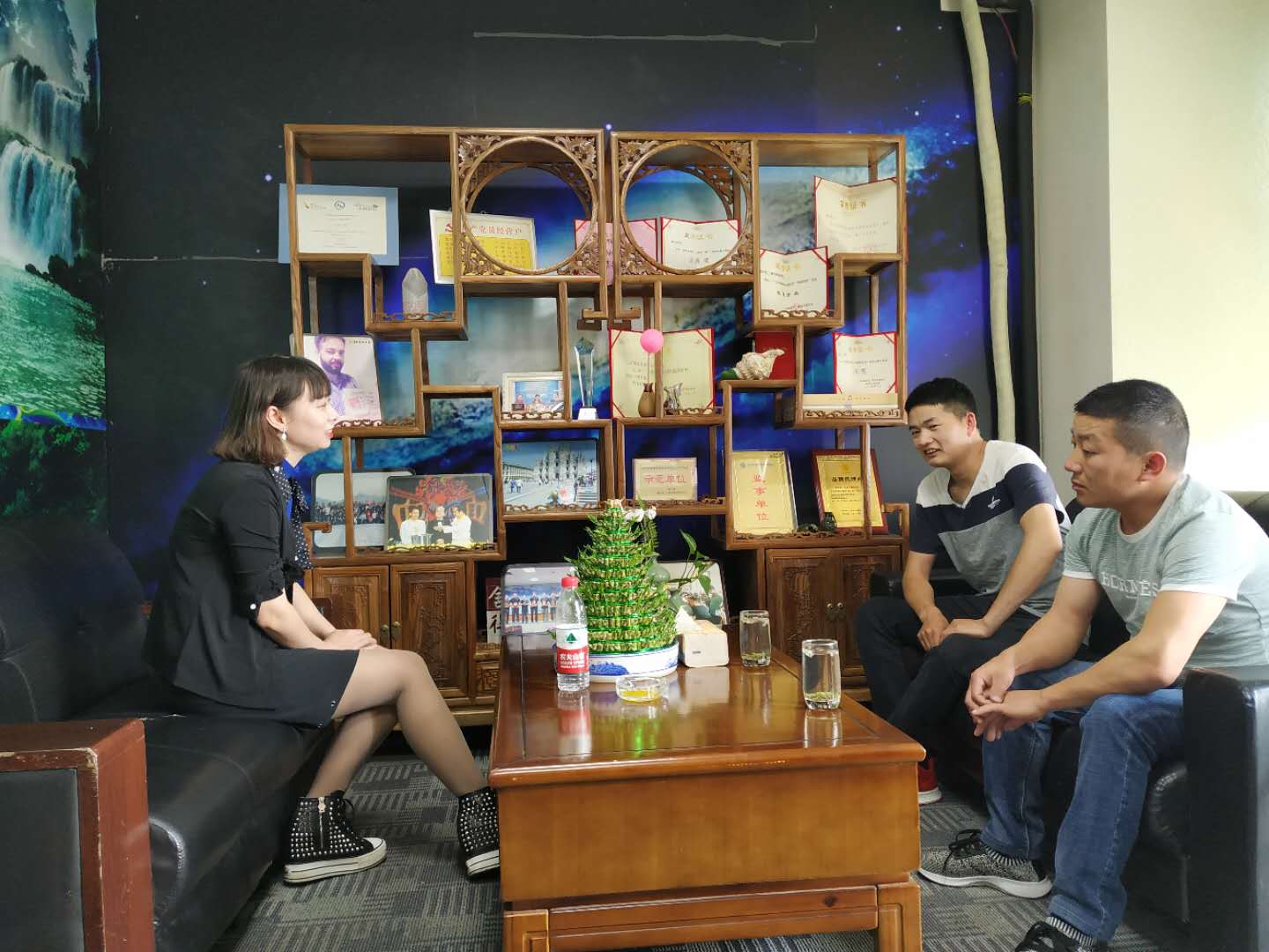《热烈欢迎》廖总和郑总到公司丨考察各大项目。