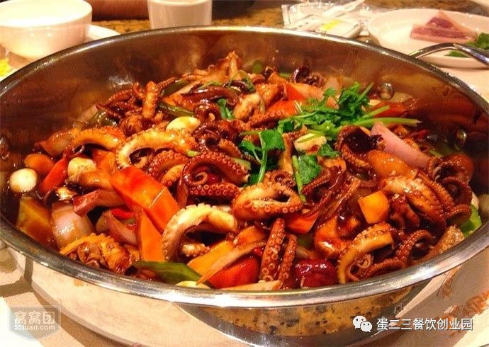 《热烈欢迎》廖总和郑总到公司丨考察各大项目。